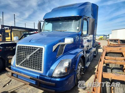 2018 VOLVO VNL SEMI TRUCK 4V4NC9EH1JN886273 - główne zdjęcie licytacji z USA - miniatura