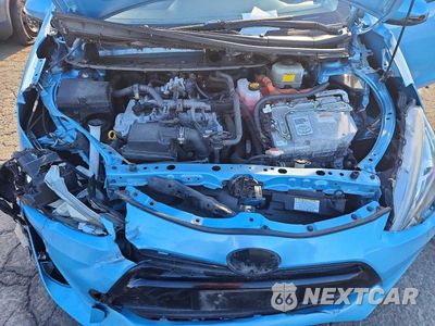 Zdjęcie 11 z 12 samochodu: 2015 TOYOTA PRIUS C TWO VIN:JTDKDTB32F1114820 - miniatura