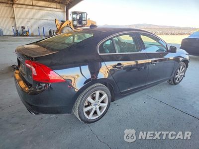 Trzecie zdjęcie samochodu z tyłu: 2016 VOLVO S60 PREMIER VIN:YV126MFKXG2404620 - miniatura