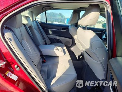 Zdjęcie 10 z 13 samochodu: 2018 TOYOTA CAMRY SE VIN:4T1B11HK1JU665738 - miniatura