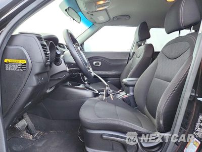 Zdjęcie 7 z 13 samochodu: 2018 KIA SOUL BASE VIN:KNDJN2A22J7557647 - miniatura