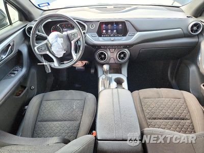 Zdjęcie 8 z 12 samochodu: 2019 CHEVROLET BLAZER 1LT VIN:3GNKBBRAXKS592035 - miniatura