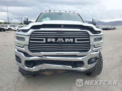 Piąte zdjęcie samochodu w środku: 2021 RAM 3500 LARAMIE VIN:3C63RRJL7MG596751 - miniatura