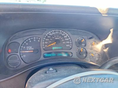 Zdjęcie 9 z 12 samochodu: 2003 CHEVROLET SILVERADO C2500 HEAVY DUTY VIN:1GCHC24U63E144758 - miniatura