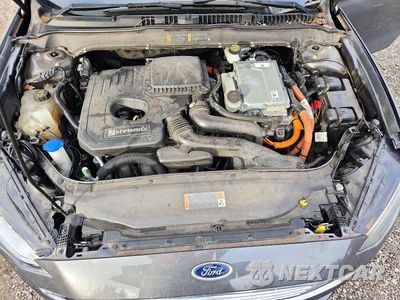 Zdjęcie 11 z 12 samochodu: 2018 FORD FUSION SE HYBRID VIN:3FA6P0LU1JR116108 - miniatura