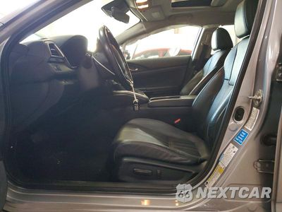 Zdjęcie 7 z 13 samochodu: 2019 HONDA INSIGHT TOURING VIN:19XZE4F95KE015822 - miniatura