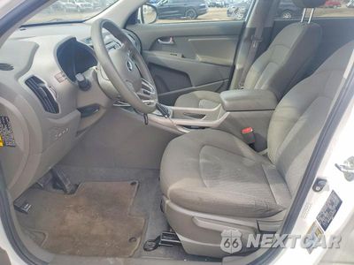 Zdjęcie 7 z 12 samochodu: 2016 KIA SPORTAGE LX VIN:KNDPB3AC3G7871446 - miniatura