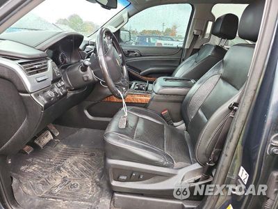 Zdjęcie 7 z 14 samochodu: 2020 CHEVROLET SUBURBAN K1500 PREMIER VIN:1GNSKJKJ2LR105404 - miniatura