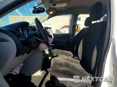 Zdjęcie 7 z 13 samochodu: 2016 DODGE GRAND CARAVAN SE VIN:2C4RDGBG4GR170327 - miniatura