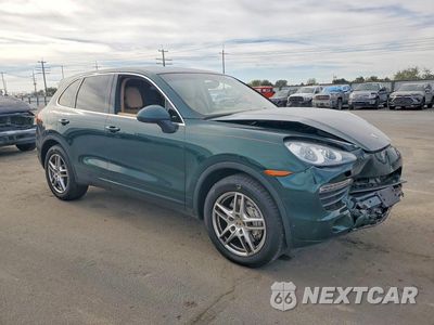 Czwarte zdjęcie samochodu z boku: 2012 PORSCHE CAYENNE S VIN:WP1AB2A22CLA41628 - miniatura