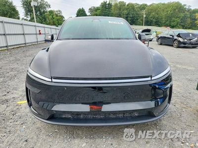 Piąte zdjęcie samochodu w środku: 2026 TESLA MODEL Y VIN:7SAYGDEE7TA633272 - miniatura