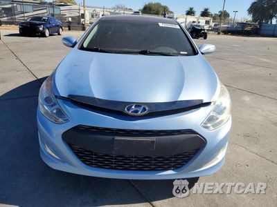 Piąte zdjęcie samochodu w środku: 2015 HYUNDAI SONATA HYBRID LIMITED VIN:KMHEC4A47FA132094 - miniatura