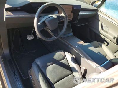 Zdjęcie 8 z 12 samochodu: 2025 TESLA MODEL X VIN:7SAXCBE50SF469862 - miniatura