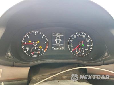 Zdjęcie 9 z 12 samochodu: 2014 VOLKSWAGEN PASSAT SE VIN:1VWBN7A35EC112811 - miniatura