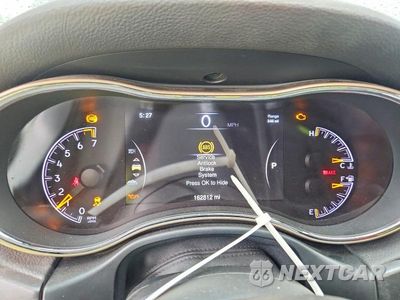 Zdjęcie 9 z 13 samochodu: 2015 JEEP GRAND CHEROKEE LIMITED VIN:1C4RJFBG9FC116659 - miniatura