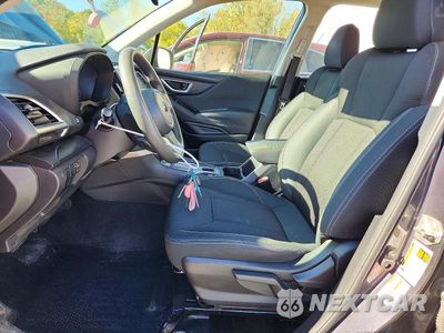 Zdjęcie 7 z 13 samochodu: 2019 SUBARU FORESTER VIN:JF2SKACC7KH482597 - miniatura