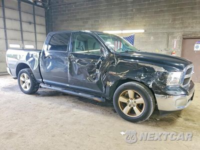 Czwarte zdjęcie samochodu z boku: 2019 RAM 1500 CLASSIC SLT VIN:1C6RR7LT5KS511312 - miniatura