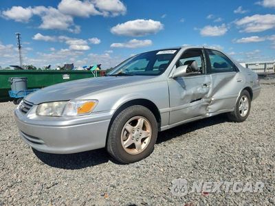 2001 TOYOTA CAMRY LE V6 4T1BF28K41U960727 - główne zdjęcie licytacji z USA - miniatura