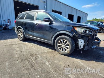 Czwarte zdjęcie samochodu z boku: 2016 KIA SORENTO LX VIN:5XYPG4A34GG026146 - miniatura