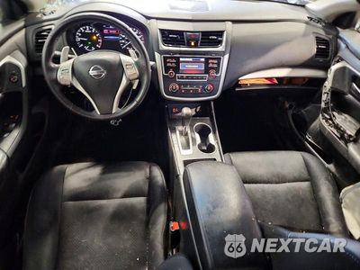 Zdjęcie 8 z 12 samochodu: 2017 NISSAN ALTIMA 2.5 SR VIN:1N4AL3AP6HC253638 - miniatura