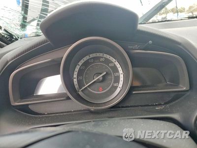 Zdjęcie 9 z 14 samochodu: 2017 MAZDA CX-3 TOURING VIN:JM1DKDC74H0150832 - miniatura