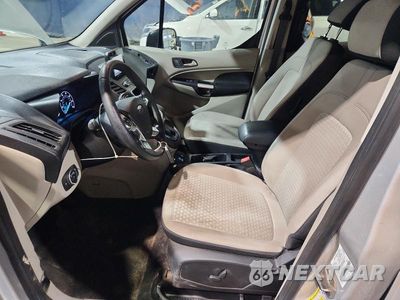 Zdjęcie 7 z 13 samochodu: 2019 FORD TRANSIT CONNECT XLT VIN:NM0GE9F21K1392154 - miniatura