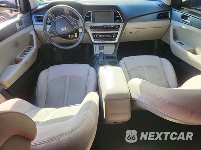 Zdjęcie 8 z 12 samochodu: 2016 HYUNDAI SONATA SE VIN:5NPE24AFXGH355328 - miniatura