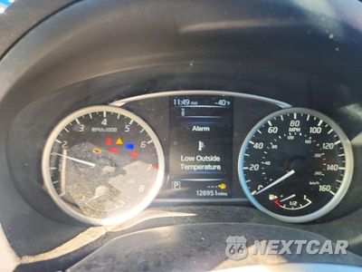 Zdjęcie 9 z 13 samochodu: 2018 NISSAN SENTRA S VIN:3N1AB7AP2JY277780 - miniatura