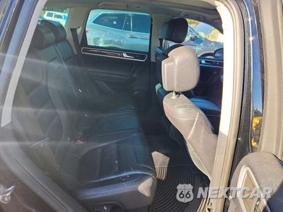 Zdjęcie 11 z 13 samochodu: 2013 VOLKSWAGEN TOUAREG V6 TDI VIN:WVGEP9BPXDD003241 - miniatura