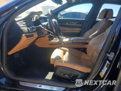 Zdjęcie 7 z 12 samochodu: 2015 BMW 740 I VIN:WBAYA6C51FG273231 - miniatura