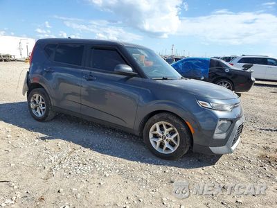 Czwarte zdjęcie samochodu z boku: 2020 KIA SOUL S VIN:KNDJ23AUXL7109661 - miniatura