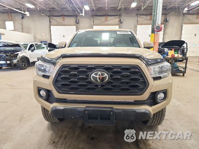 Piąte zdjęcie samochodu w środku: 2020 TOYOTA TACOMA SR V6 VIN:5TFCZ5AN1LX221239 - miniatura
