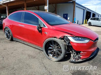 Czwarte zdjęcie samochodu z boku: 2020 TESLA MODEL X VIN:5YJXCBE46LF284026 - miniatura