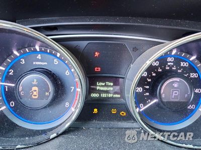 Zdjęcie 9 z 12 samochodu: 2013 HYUNDAI SONATA SE VIN:5NPEC4AC7DH688584 - miniatura