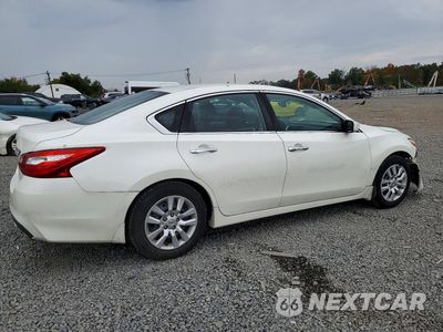 Trzecie zdjęcie samochodu z tyłu: 2017 NISSAN ALTIMA 2.5 S VIN:1N4AL3AP9HC168373 - miniatura
