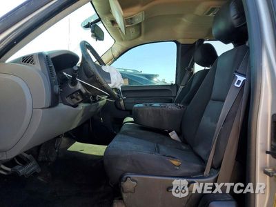 Zdjęcie 7 z 12 samochodu: 2013 CHEVROLET SILVERADO C1500 LS VIN:1GCRCREA6DZ152435 - miniatura