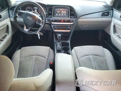 Zdjęcie 8 z 12 samochodu: 2018 HYUNDAI SONATA SEL VIN:5NPE34AF8JH634345 - miniatura