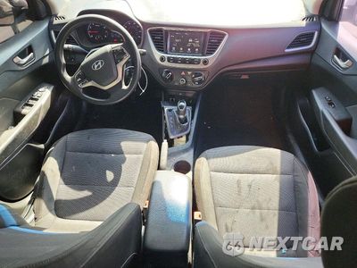 Zdjęcie 8 z 12 samochodu: 2018 HYUNDAI ACCENT SEL VIN:3KPC24A3XJE012303 - miniatura