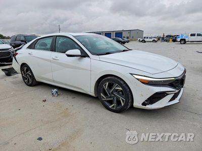Czwarte zdjęcie samochodu z boku: 2025 HYUNDAI ELANTRA SEL VIN:KMHLS4DGXSU913409 - miniatura