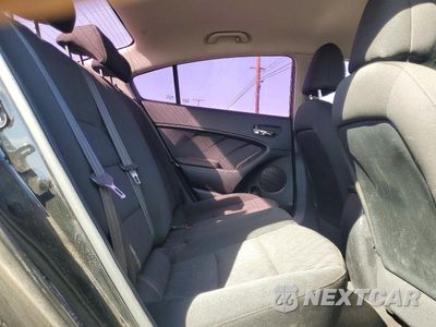 Zdjęcie 10 z 12 samochodu: 2014 KIA FORTE LX VIN:KNAFK4A61E5091365 - miniatura