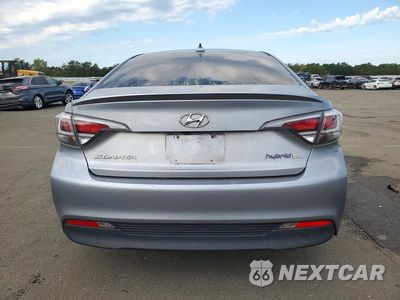 Zdjęcie 6 z 12 samochodu: 2016 HYUNDAI SONATA HYBRID SE VIN:KMHE24L1XGA015889 - miniatura