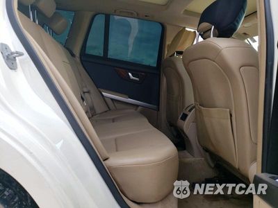 Zdjęcie 10 z 12 samochodu: 2012 MERCEDES-BENZ GLK 350 VIN:WDCGG5GB2CF735752 - miniatura