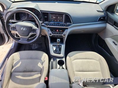 Zdjęcie 8 z 12 samochodu: 2018 HYUNDAI ELANTRA SEL VIN:5NPD84LF1JH253849 - miniatura
