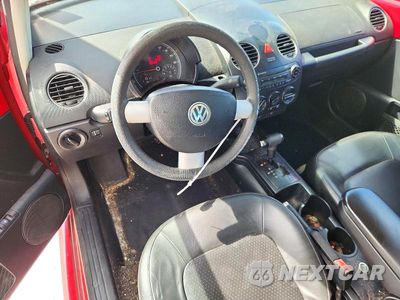 Zdjęcie 8 z 12 samochodu: 2010 VOLKSWAGEN NEW BEETLE VIN:3VWPW3AG1AM010297 - miniatura