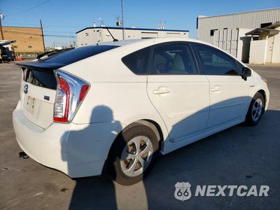 Trzecie zdjęcie samochodu z tyłu: 2014 TOYOTA PRIUS TWO VIN:JTDKN3DU3E1736425 - miniatura