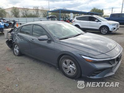 Czwarte zdjęcie samochodu z boku: 2025 HYUNDAI ELANTRA SE VIN:KMHLL4DG8SU077497 - miniatura