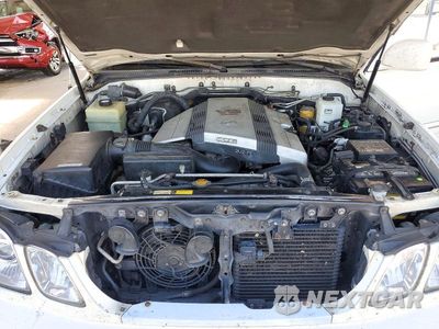 Zdjęcie 12 z 13 samochodu: 2002 LEXUS LX 470 VIN:JTJHT00W723515168 - miniatura