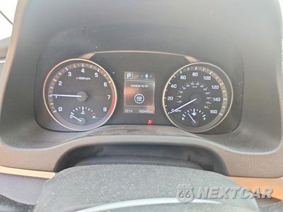 Zdjęcie 9 z 12 samochodu: 2018 HYUNDAI ELANTRA VALUE EDITION VIN:5NPD84LF0JH225914 - miniatura
