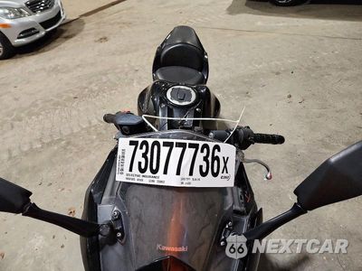 Piąte zdjęcie samochodu w środku: 2020 KAWASAKI EX650 M VIN:ML5EXEM18LDA14305 - miniatura