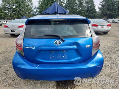 Zdjęcie 6 z 13 samochodu: 2014 TOYOTA PRIUS C THREE VIN:JTDKDTB39E1562874 - miniatura